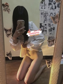 新兼152cm-A奶-18歲的蘿莉妹