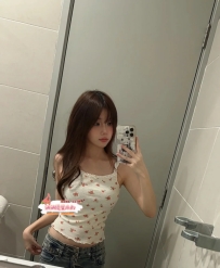 新報班的小萌妹 很饑渴 床上淫蕩小騷貨