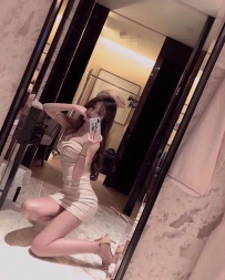 梓柔  165/47/D/25 潮吹女神 長腿大奶皮膚白皙