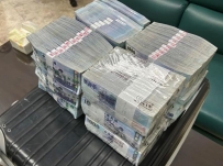 忙了三年 終於看到這1200萬了