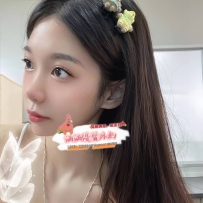 十一 162-44kg-B-21歲    小妹的純慾外表，帶著一股清新