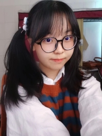 小九 153 43 B 18歲  粉 嫩 白 甜美可愛的類型
