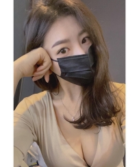 喬伊：165/D奶/25歲/48kg  服務超級騷 敏感 水多 淫叫好聽