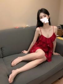 小咪    158.C.44.19歲 嬌柔小女人，看起來腼腆可愛，