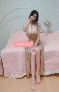海茵 172，52，G杯，27歲  #技術茶，性經驗很足