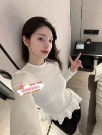 氣質人妻 飢渴難耐 床上卻淫蕩主動
