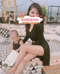 美娜163cm C奶 27歲