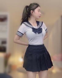 小天  162-20歲-C-44kg