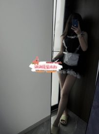 唯唯   158-46kg-D-21歲   • 年輕高顏值 膚白滑嫩‼️