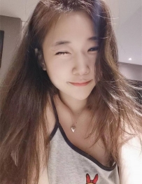 小嘻 158/C/45/22歲