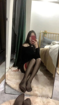 伊凡   164cmC奶28歲 美腿“技術茶”性格好相處