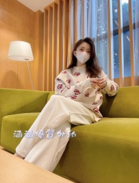 甜甜⭐163/44/C/24y 清純外貌 迷人眼睛 很性感