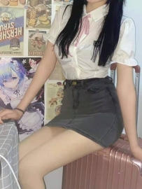 思優  164/C/46/20y  有胸有顔的在校學生