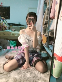 幼齒初長成！剛滿18歲半年首次下海 最鮮嫩最可口的年紀跟身體送到你面前