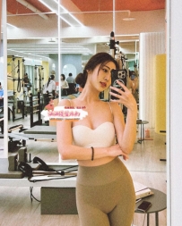 IG主播 性感美腿姊姊 美腿  嫵媚 新妹試車價