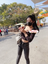 淫蕩輕熟女尺度很大玩很大